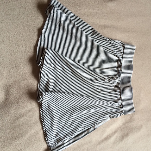 American eagle skirt