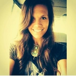 Meet your Posher, Michele