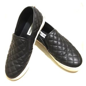 Steve Madden ECENTRCQ Quilted Leather Slip-Ons