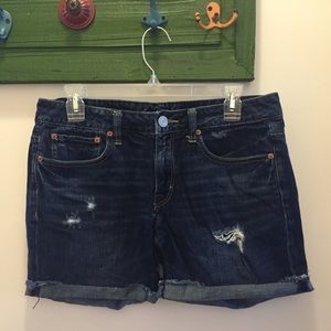 American eagle distressed boyfriend denim shorts