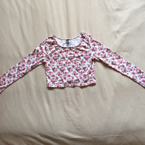 cropped h&m shirt