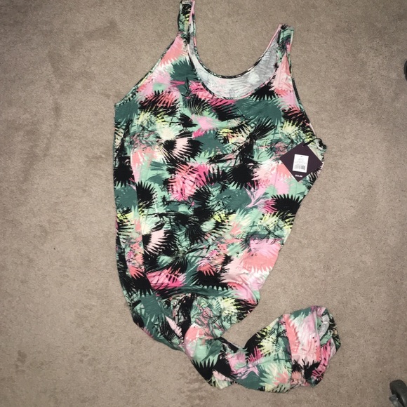 Ava & Viv Tropical pattern Maxi Dress size 3X