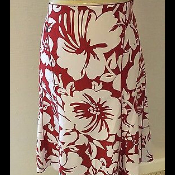 HOLD for @asanaseros Ann Taylor Silk Skirt