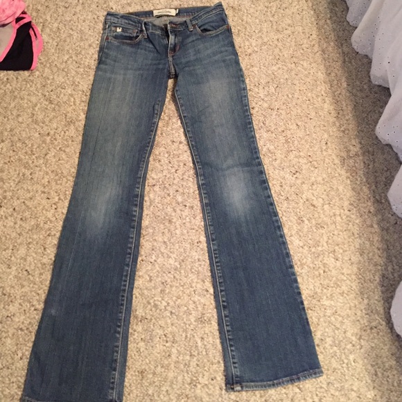 Jeans - Picture 1 of 4