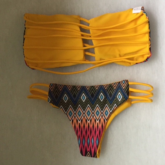 SW 189 yellow Bikini set - Picture 3 of 4