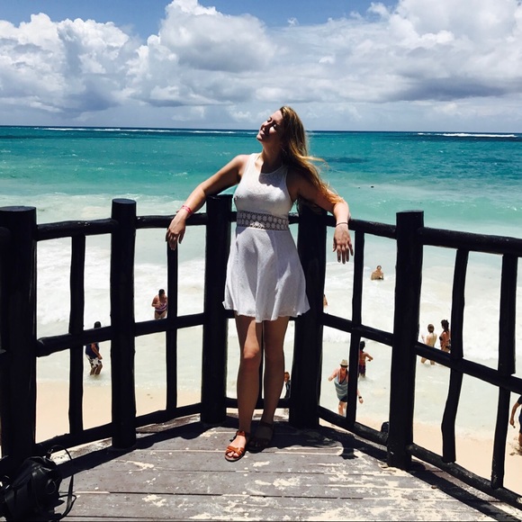 Meet your Posher, Kim - Picture 4 of 6