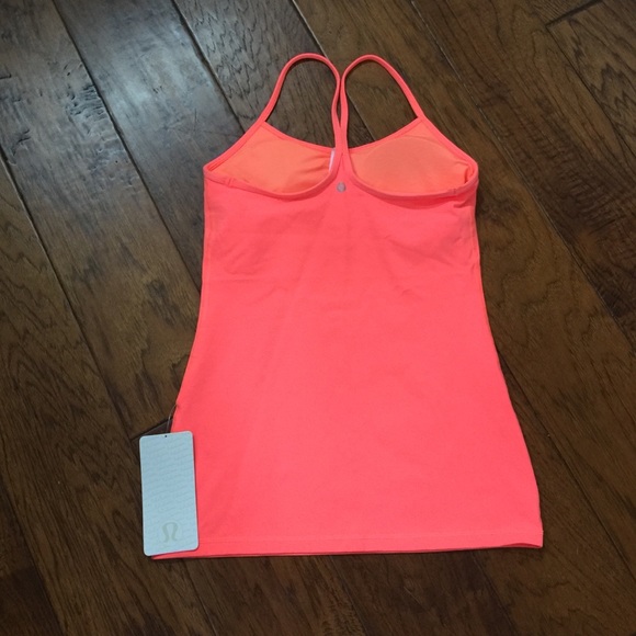 ❌SOLD❌ NWT Lululemon Power Y Tank - Picture 3 of 4
