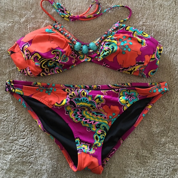 Victoria's Secret bikini