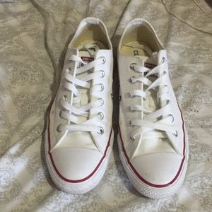 White converse and dress