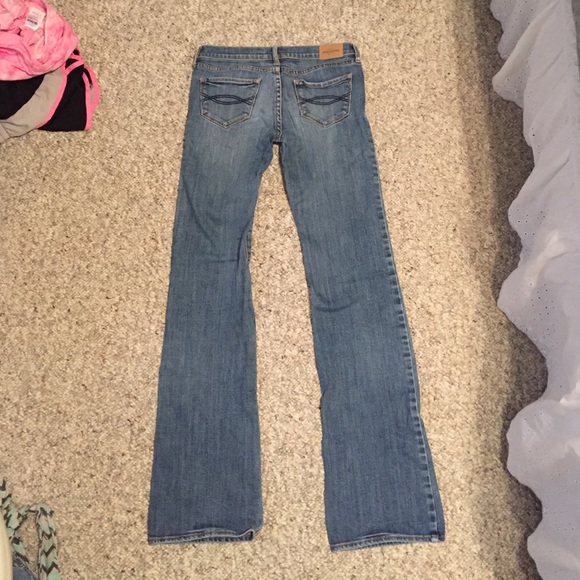 Jeans - Picture 2 of 3