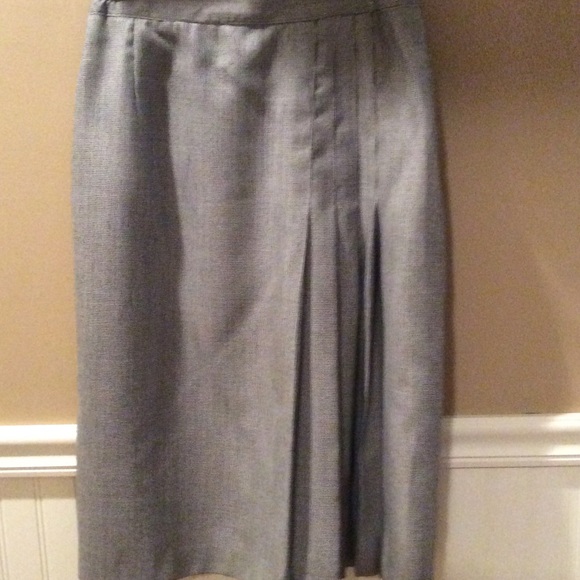 Suit - Picture 2 of 3