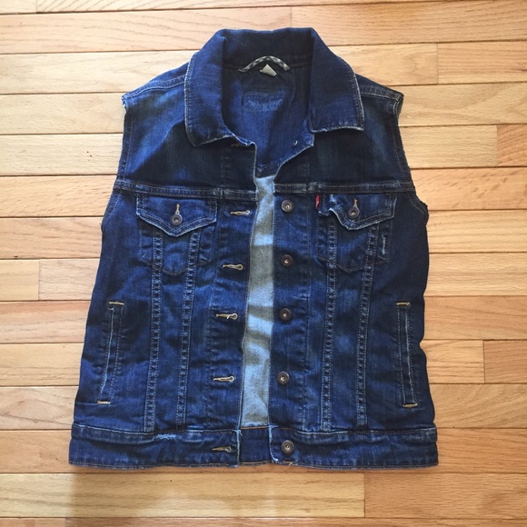 Levi's denim vest