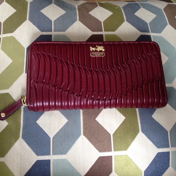 Coach Handbags - Burgundy leather Coach wallet!