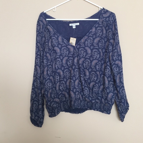 AMERICAN EAGLE top