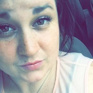 Meet your Posher, Taushia