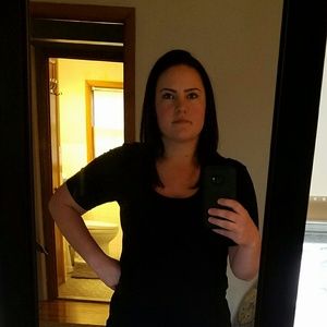 Meet your Posher, Angelena