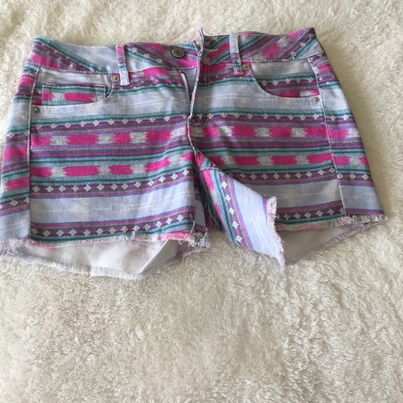 HIGH RISE TRIBAL - Picture 2 of 4