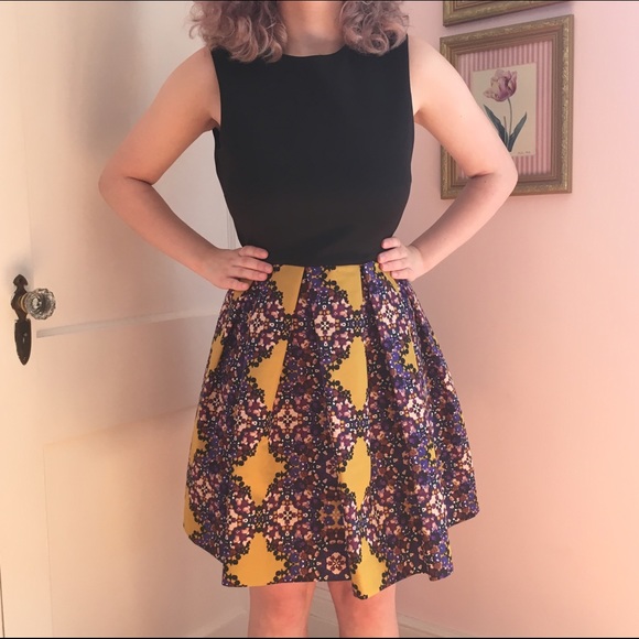 Elegant geometric dress