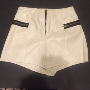 Leather shorts with Zipper Detail