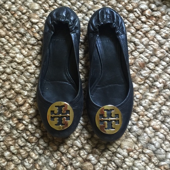 Worn / pre loved  Tory  burch