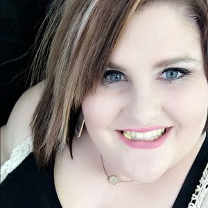 Meet your Posher, Georgia