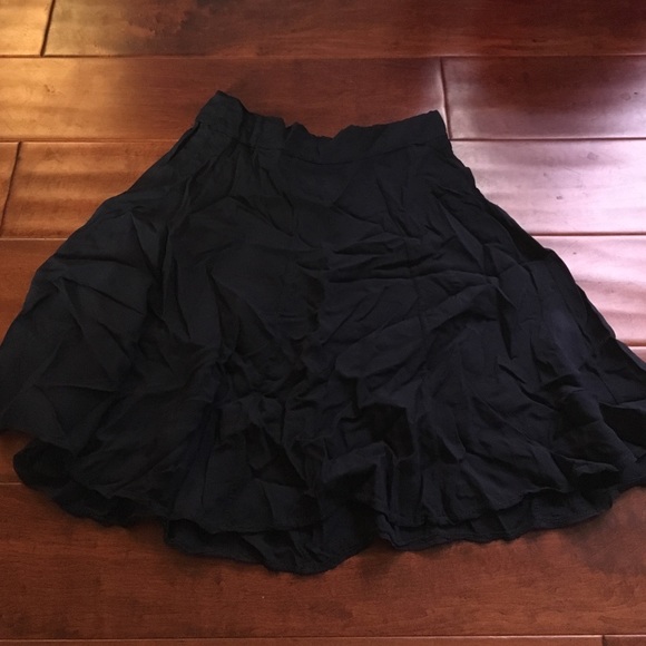Brandy Melville skirt