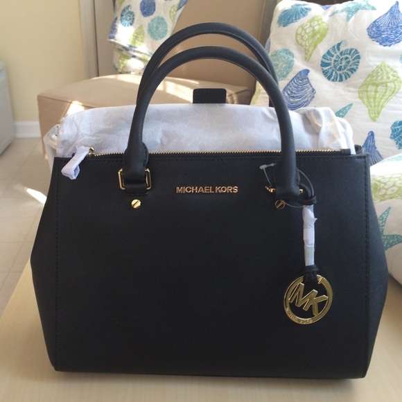 Brand New Michael Kors Sutton Saffiano Satchel