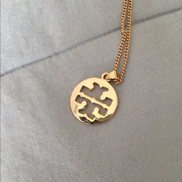 Tory necklace