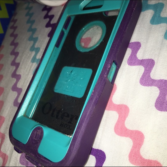 I phone 5/ 5s otter box!