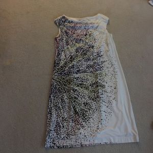 Sleeveless dress