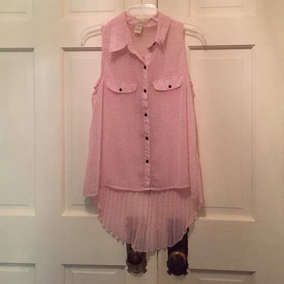 Sleeveless Sheer Top!
