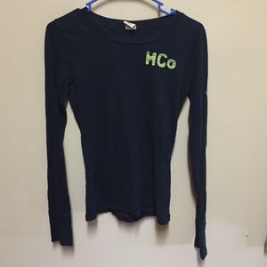 Navy blue Long sleeve size medium. Hollister