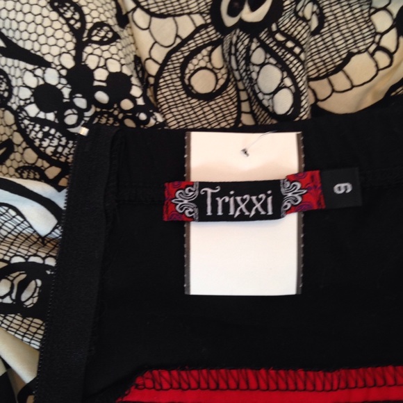 Strapless Sweetheart Neckline Dress - Picture 5 of 5