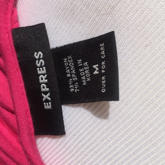 Pink top - Picture 4 of 4