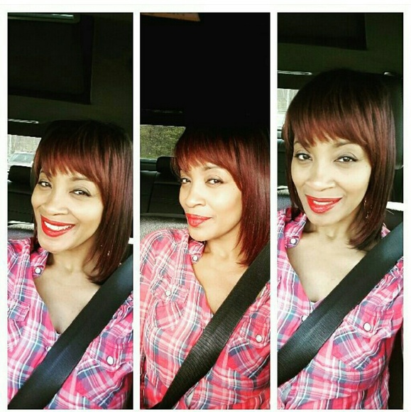 Lipstick - Picture 2 of 3