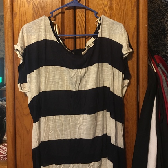 Forever 21 Navy and Cream Shirt