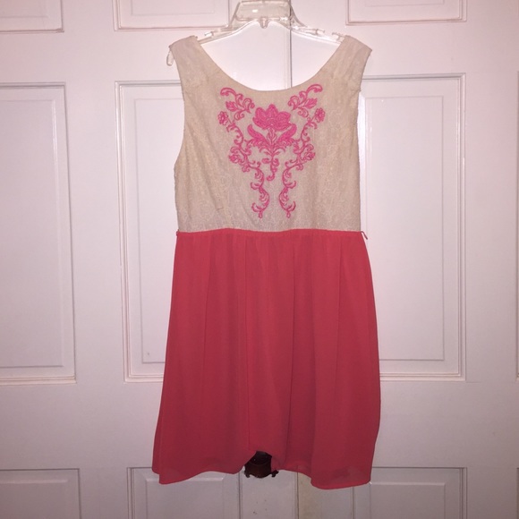 Super Cute Coral and Lace Dress!