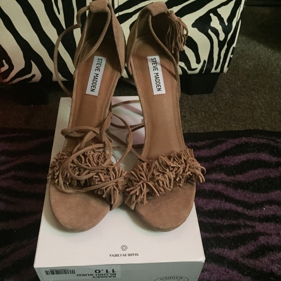 Steve Madden pumps