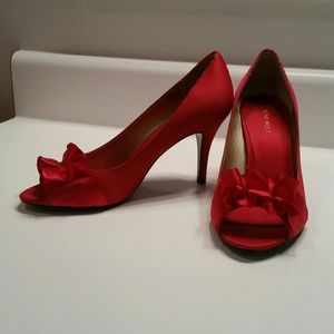 Nine West heels, red