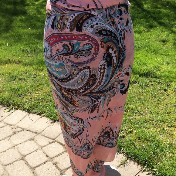 NWOT Peach Paisley Scarf - Picture 2 of 4