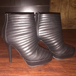 Black ankle bootie
