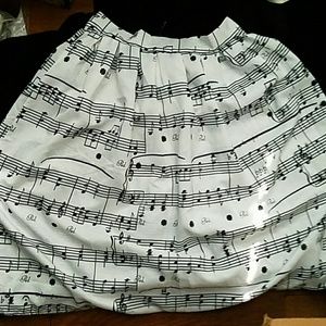 Musical themed skirt