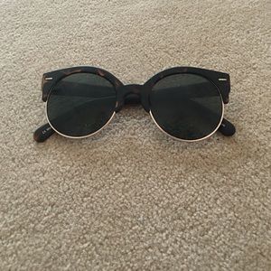 Urban Outfitters sunglasses