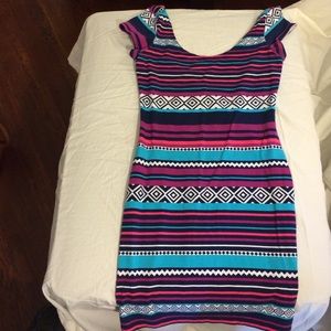 Tight body con Aztec print dress