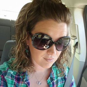 Meet your Posher, Becky