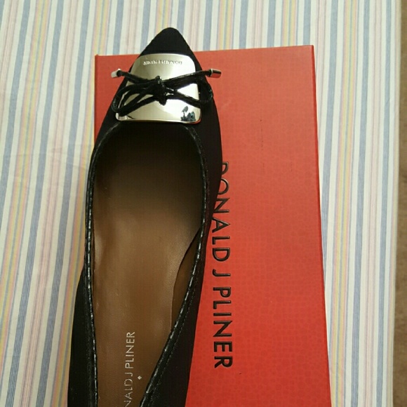Brand new Donald J Pliner shoes