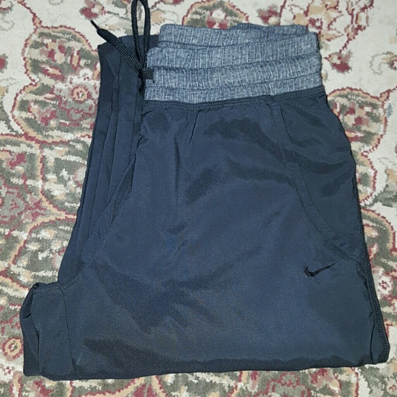 Nike Elastic Joggers