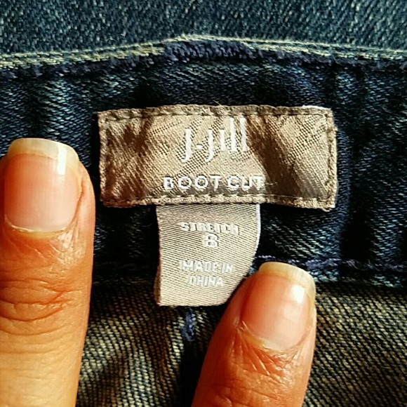 J. Jill Sz 8 Boot cut Stretch Jeans - Picture 2 of 4