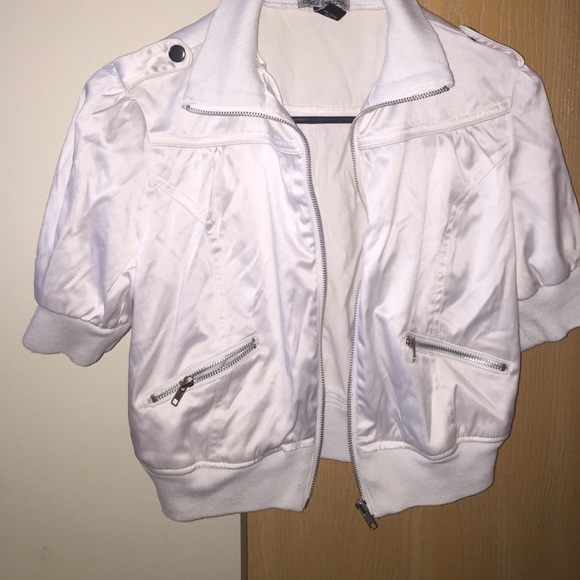 🎉 White zip up cardigan