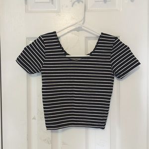STRIPED CROP TOP